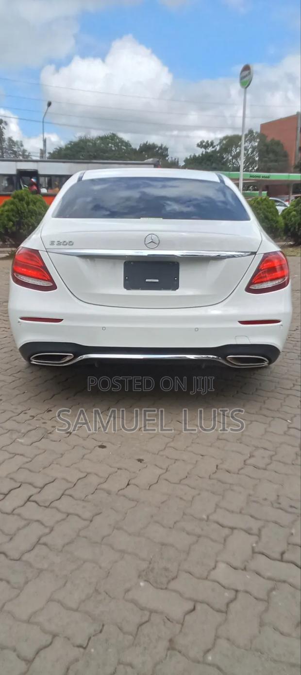 Mercedes-Benz E200 2019 White