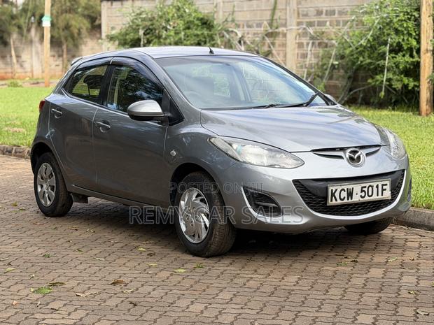 Mazda Demio 2012 Gray