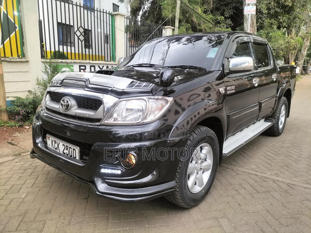 Toyota Hilux 2010 Matt Black
