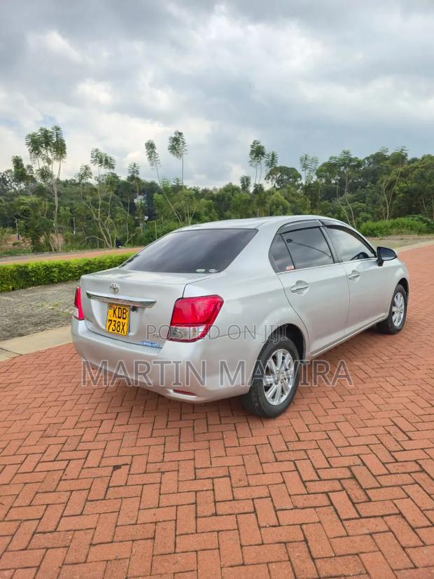 Toyota Axio 2014 Silver