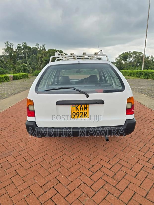 Toyota Corolla 2002 White