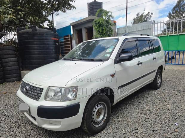 Toyota Succeed 2011 White