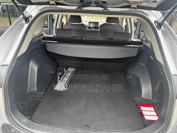 Toyota RAV4 Hybrid 2020 Silver