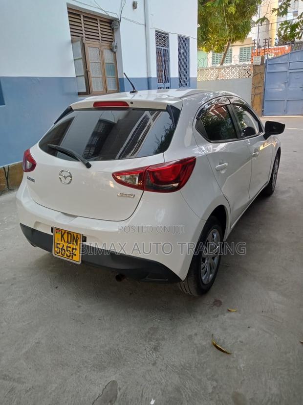 Mazda Demio 2016 White