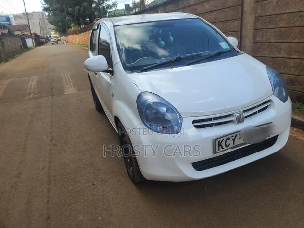 Toyota Passo 1.0 FWD 2013 White