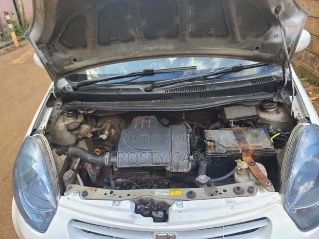 Toyota Passo 1.0 FWD 2013 White