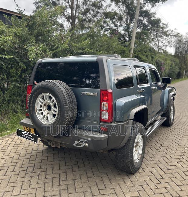 Hummer H3 SUV 2007 Gray