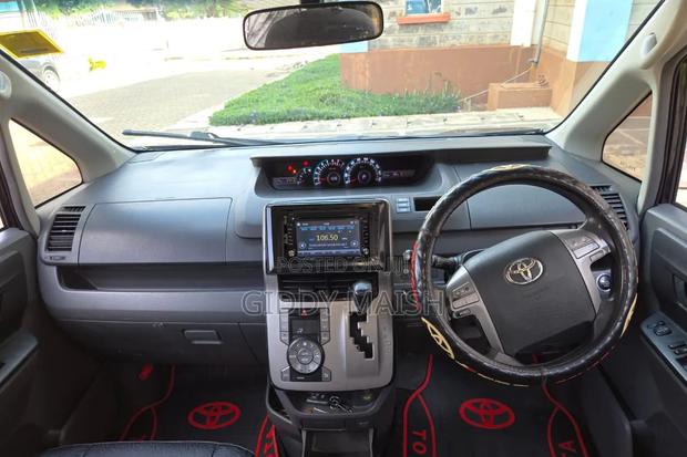 Toyota Voxy 2009 Matt Black