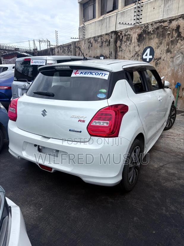 Suzuki Swift RS 2019 White