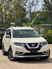Nissan X-Trail 2.0 Petrol AWD 2018 White for sale