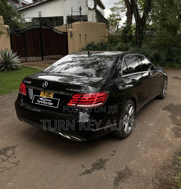 Mercedes-Benz E250 SV Premium 2014 Black