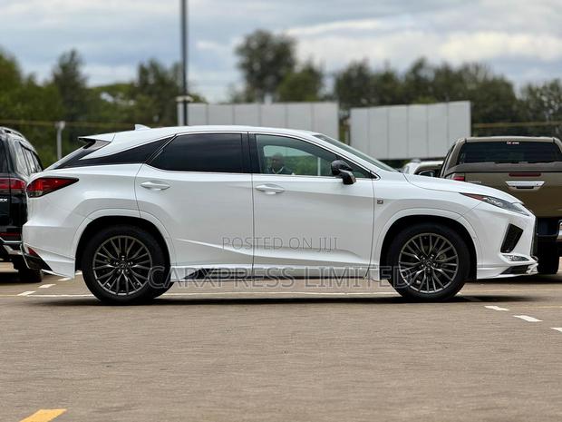Lexus RX 300 4WD 2019