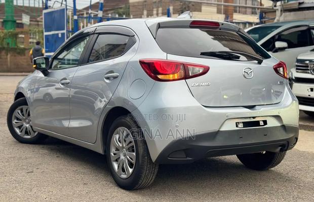 Mazda Demio 2019 Silver