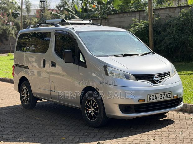Nissan NV200 2013 Silver