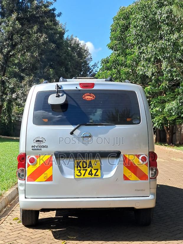 Nissan NV200 2013 Silver