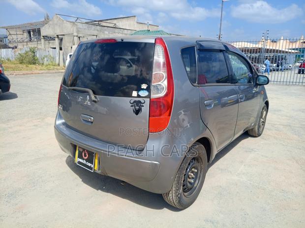 Mitsubishi Colt 2010 Silver