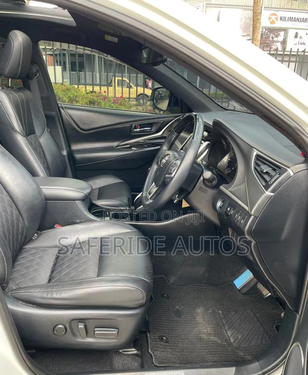 Toyota Harrier 2018 White