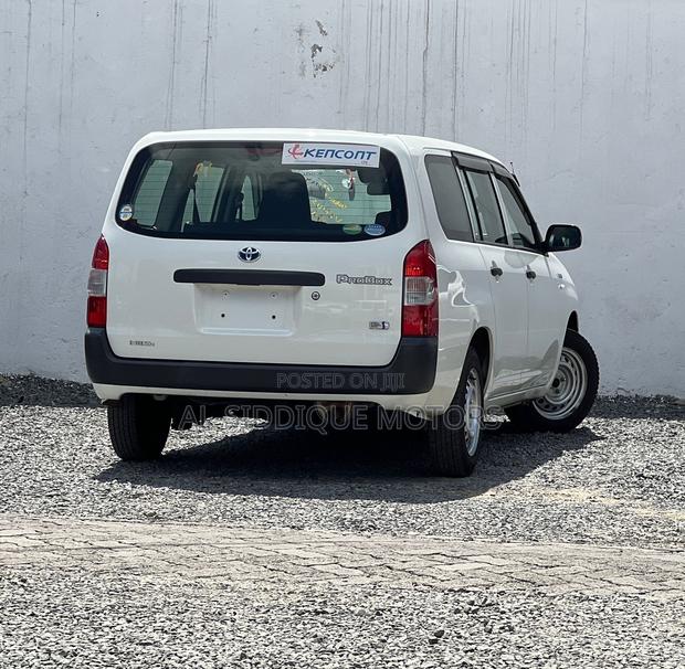 Toyota Probox 1.5 Hybrid DX 2019 White