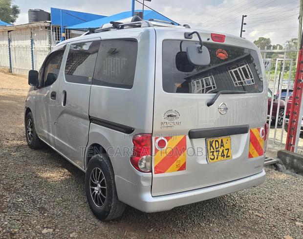 Nissan NV200 2014 Silver