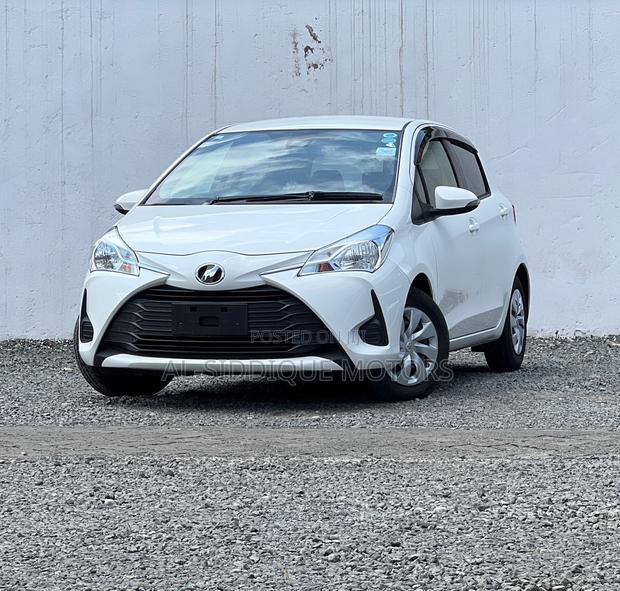 Toyota Vitz 1.3 FWD 5dr 2019 White