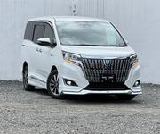 Toyota Esquire 1.8 FWD Hybrid (7 seater) 2019 White for sale