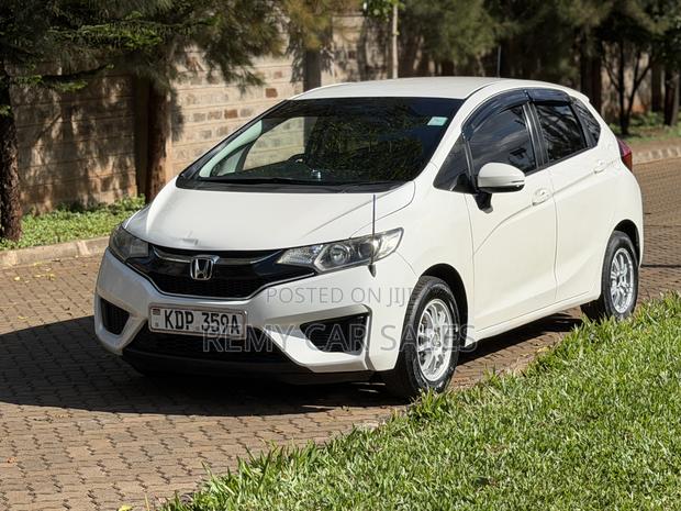 Honda Fit 2016 White
