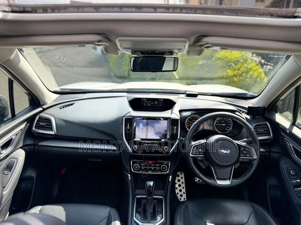 Subaru Forester 2019 Pearl