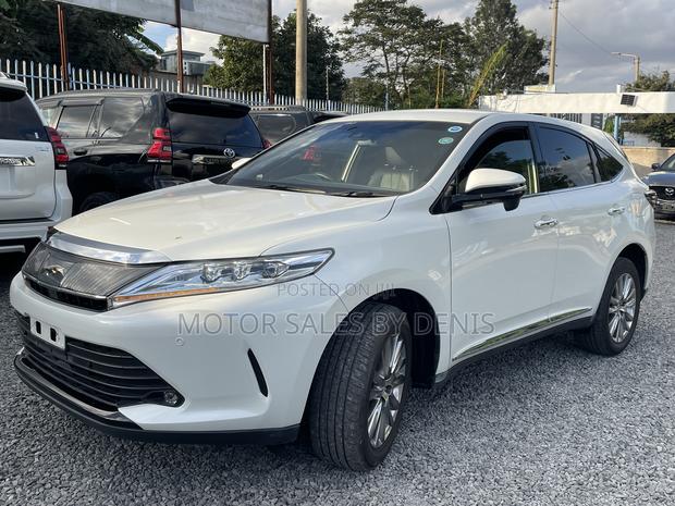 Toyota Harrier 2.0 2019