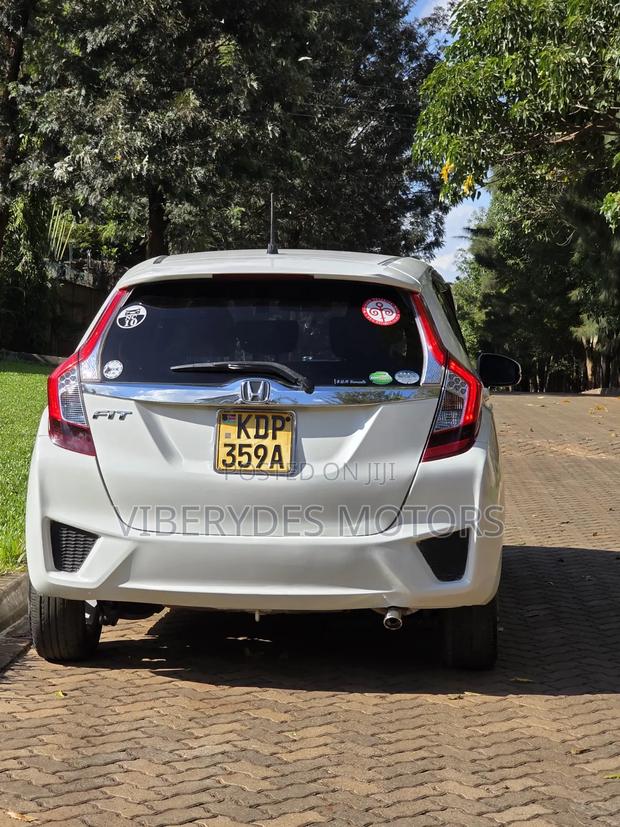 Honda Fit 2016 White