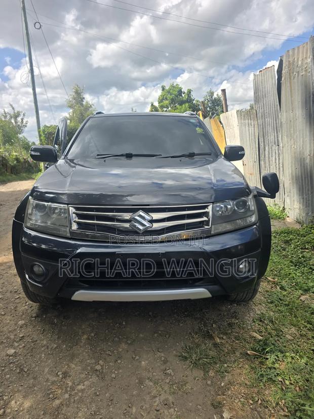 Suzuki Escudo SV Premium 2014 Black