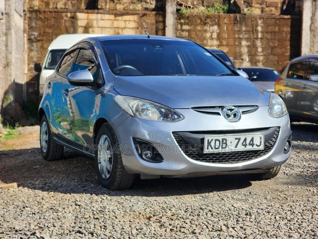 Mazda Demio 2013 Silver
