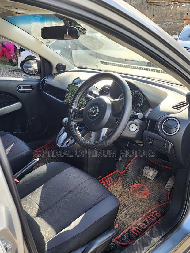 Mazda Demio 2013 Silver
