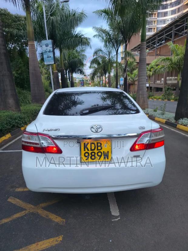 Toyota Premio 2014 White