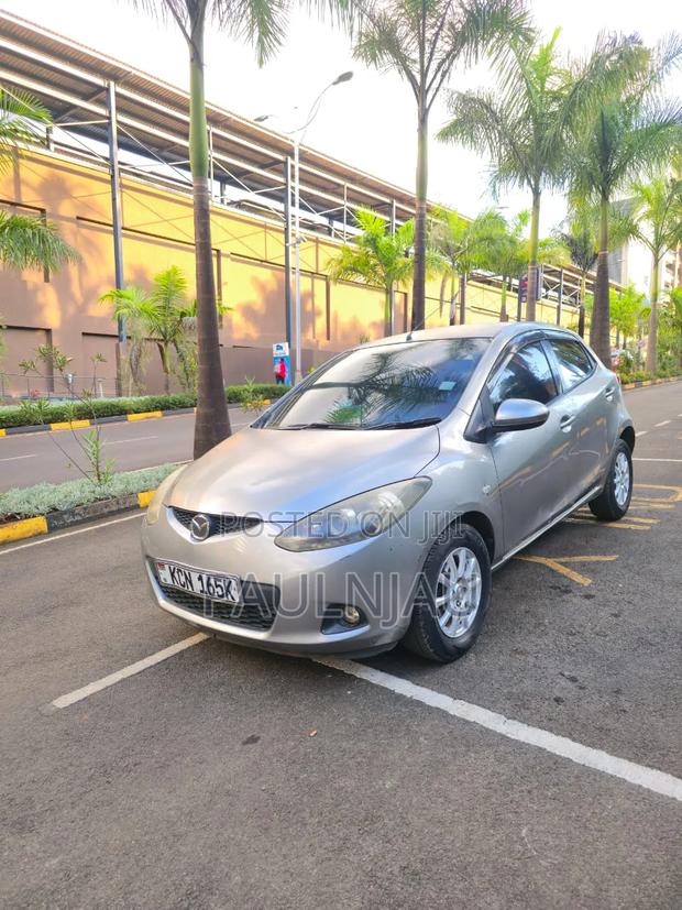 Mazda Demio 2011