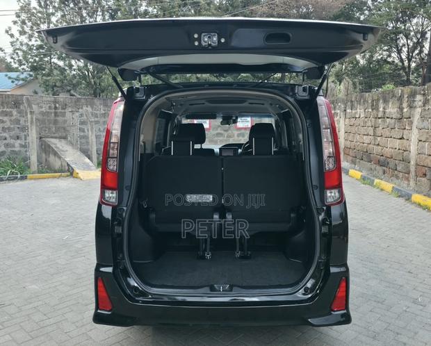 Toyota Noah 2017 Black