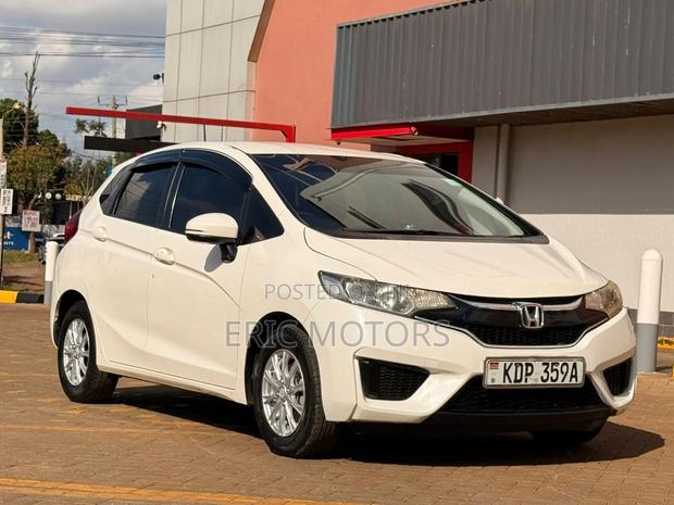 Honda Fit 2016 Off white