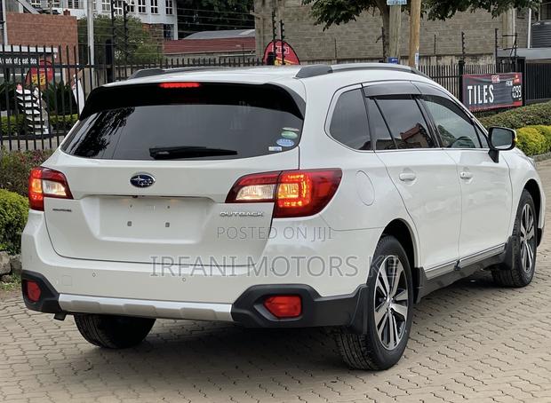 Subaru Outback 2.5i AWD 2019 White
