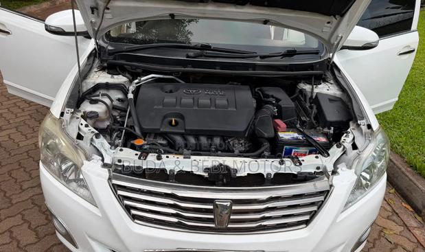 Toyota Premio 2014