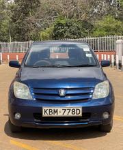 Toyota IST 2005 Blue for sale