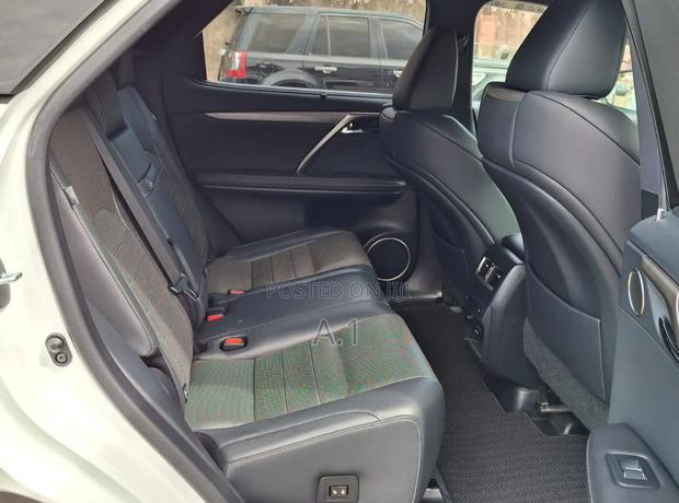 Lexus RX 300 2WD 2019 Off white