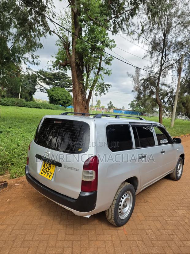 Toyota Probox 1.5 F 2WD 2015 White