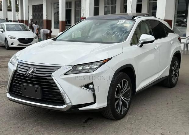 Lexus RX 300 2WD 2019 White