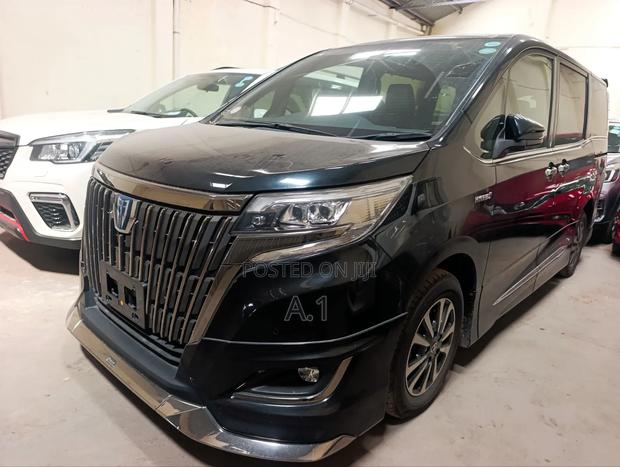 Toyota Esquire 1.8 FWD Hybrid (7 seater) 2019 Black