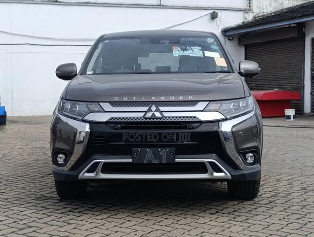 Mitsubishi Outlander 2019 Brown
