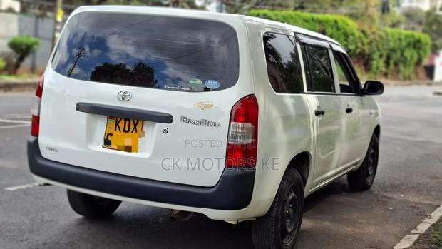 Toyota Probox 1.5 F 2WD 2018 White