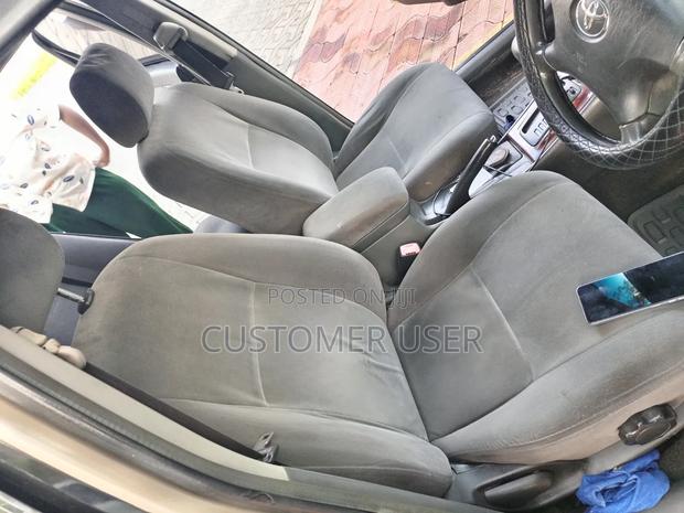 Toyota Corolla Sedan 2001 Beige