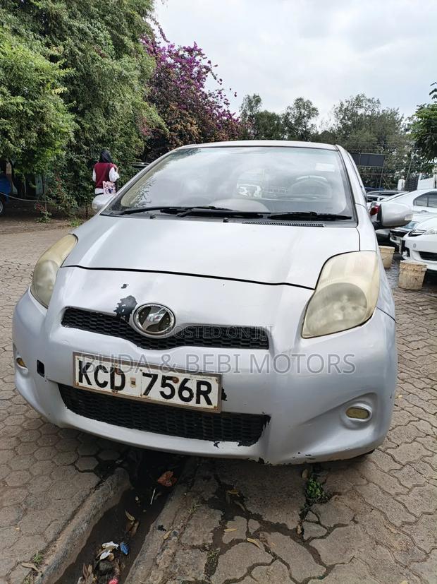 Toyota Vitz 2008 Pearl