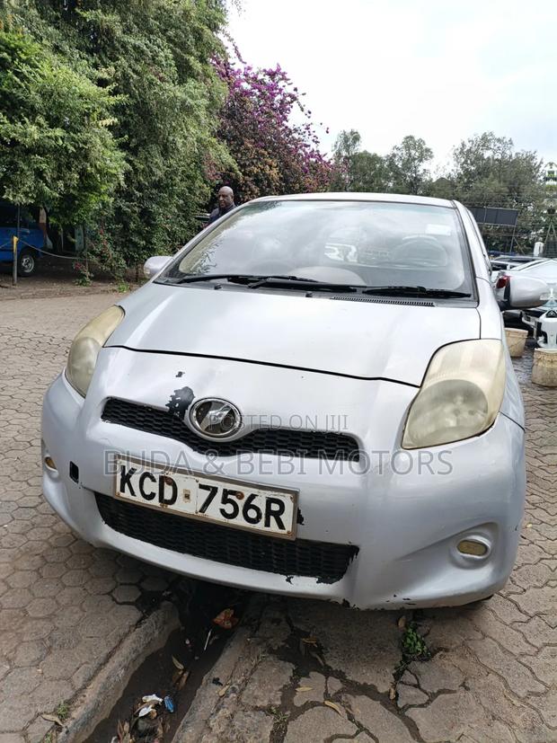 Toyota Vitz 2008 Pearl