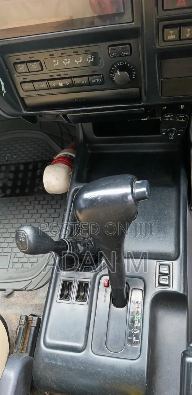Toyota Land Cruiser Prado 1996 Black