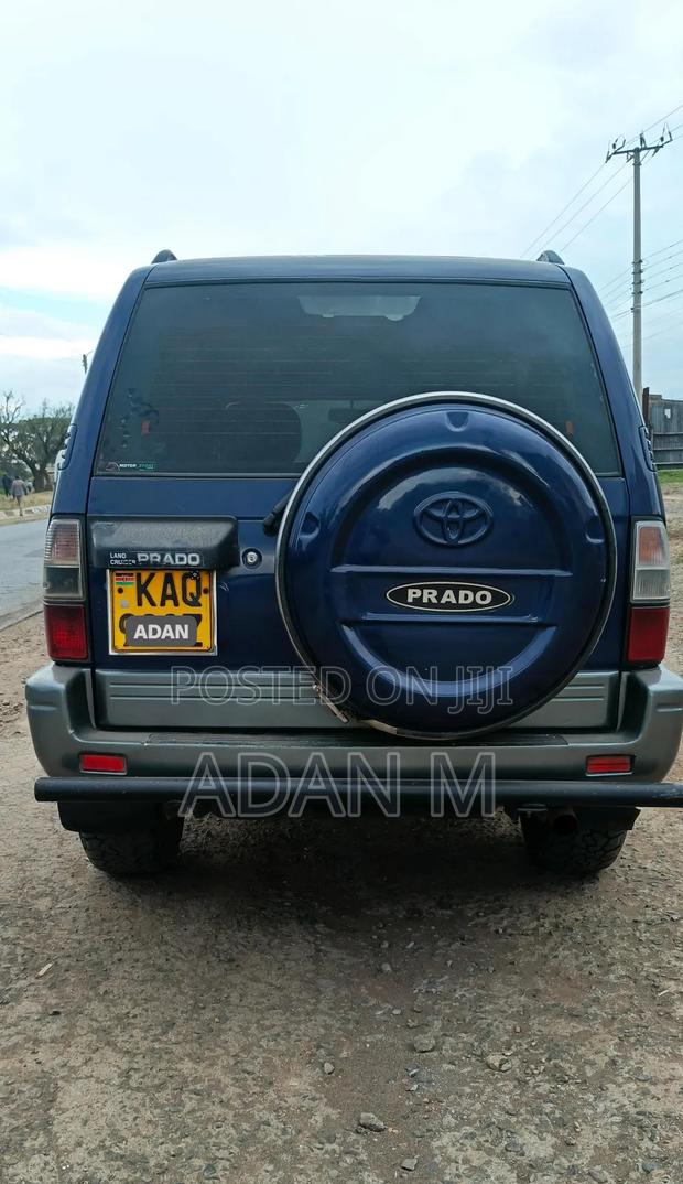 Toyota Land Cruiser Prado 1996 Black